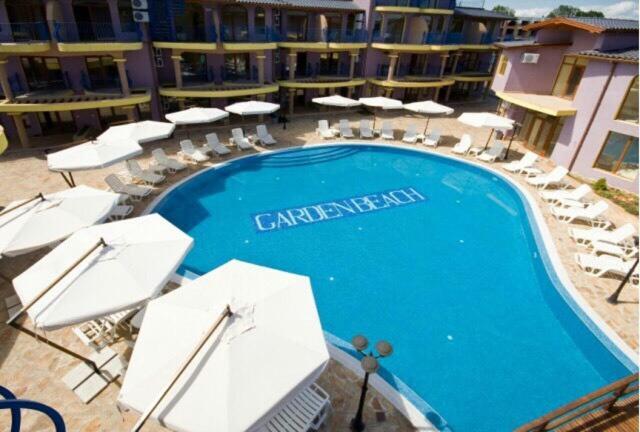 Azura Garden Apartments Černomorec Exteriér fotografie